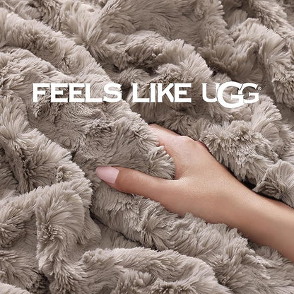 UGG Faux Fur King Blanket for Bed, Double-Sided Soft Blanket, Warm Large Throw for Couch, Washable California King Bedding, Luxury Bedroom Decor, 110" x 90", Oyster Brown (Adalee)
