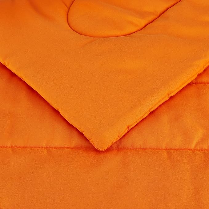 Amazon Basics 3-Piece Soft, All-Season Microfiber Kid's Comforter and Pillow Sham Set, Full/Queen, Bright Orange, Solid