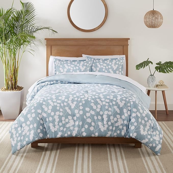 Serta Simply Clean Ellen Soft Modern 3 Piece Botanical Floral Comforter Set with Pillow Case for All Season, King, Light Blue/White