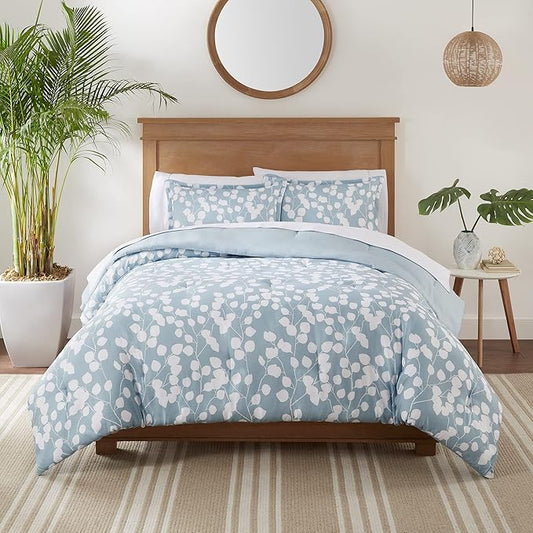 Serta Simply Clean Ellen Soft Modern 3 Piece Botanical Floral Comforter Set with Pillow Case for All Season, King, Light Blue/White
