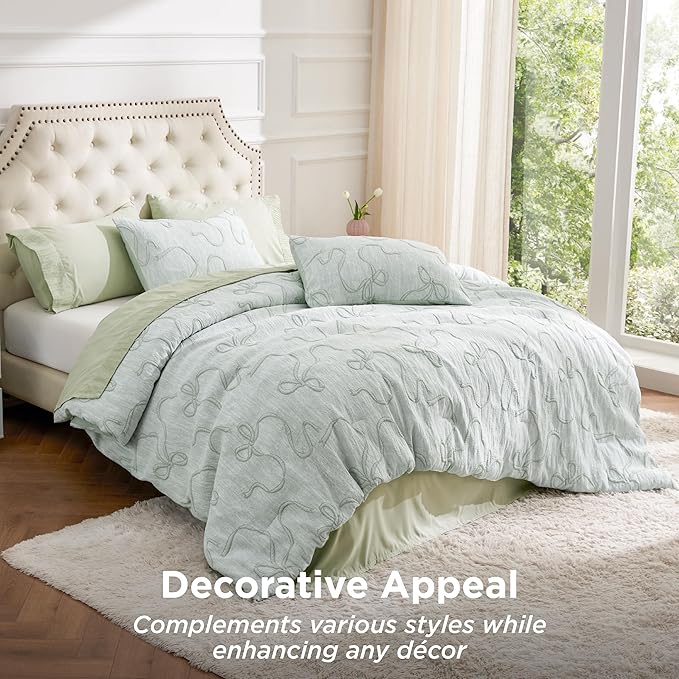 Bedsure Twin/Twin XL Comforter, GentleSoft™ 2 Pieces Bow Cute Bedding Green Room Decor Aesthetic, Twin/Twin XL Bedding Gifts for Her, 1 Bed Green Comforter, 1 Pillow Shams, 68x88 Inches