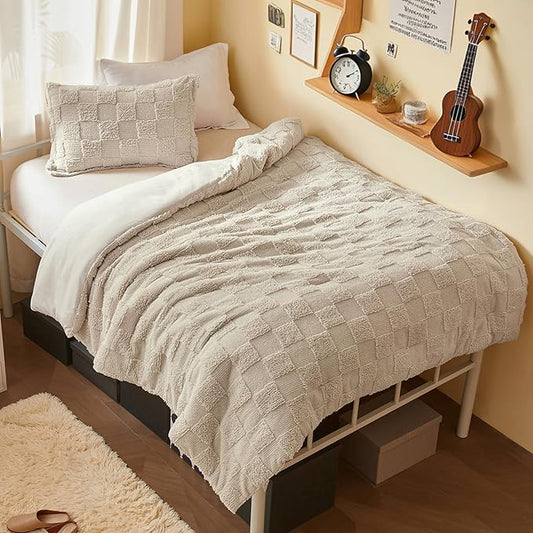 Joiedomi Tufted Twin Comforter Set, 2 Pieces Beige Boho Twin Bedding Set with 1 Plaid Geometric Comforter and 1 Pillow Sham, Checkered Bed in a Bag for All Seasons