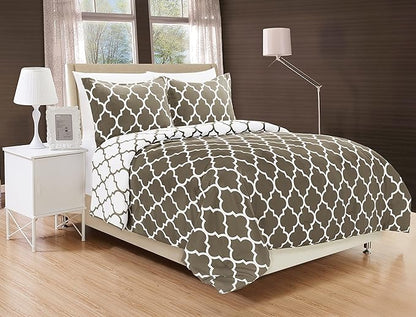 Elegant Comfort Goose Down Alternative Reversible 3-Piece Comforter Set - Breathable and Super Soft All Season Reversible Quatrefoil Pattern Comforter Set with 2 Shams, Full/Queen, Gray/White