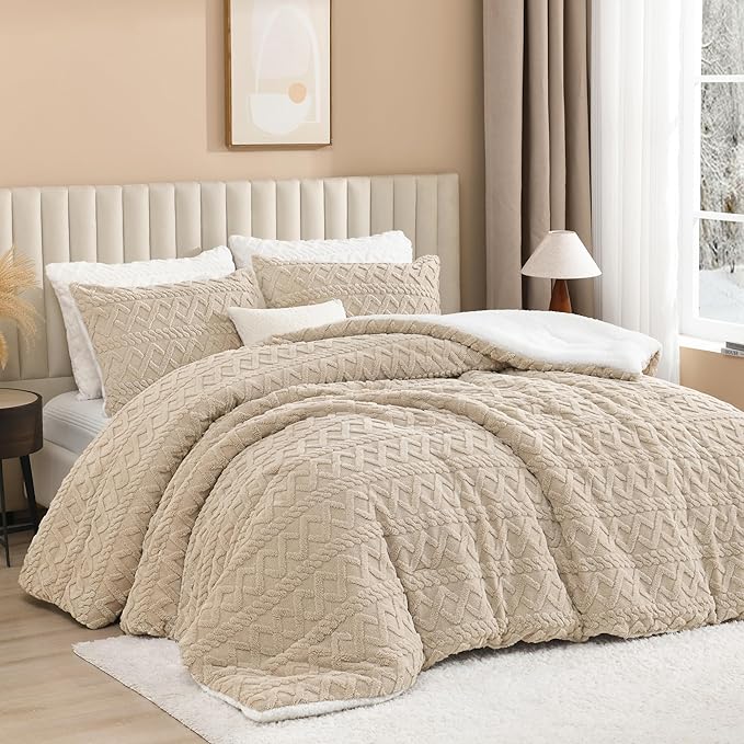 Andency Fluffy Sherpa Queen Comforter Set, Super Soft Beige Fleece Warm Bedding for Winter, Luxury Jacquard Boho Thick Fuzzy Plush Bed Set 3 Pieces(1 Shaggy Comforter, 2 Pillowcases)