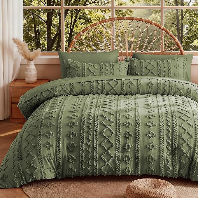 MR&HM Boho Comforter Set King, Olive Green 7 Pieces Bedding Set, Farmhouse Shabby Chic Bed in a Bag with 1 Comforter, 2 Pillow Shams, 2 Pillowcases, 1 Flat Sheet, 1 Fitted Sheet for All Seasons