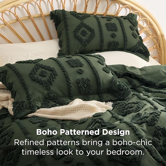Bedsure Boho Tufted Green Comforter King Size, GentleSoft™ 3 Pieces Boho Farmhouse Decor Bedding, Exquisite Shabby Chic Bedding for All Seasons, 1 Bed Comforter, 2 Pillow Shams, 104x90 Inches