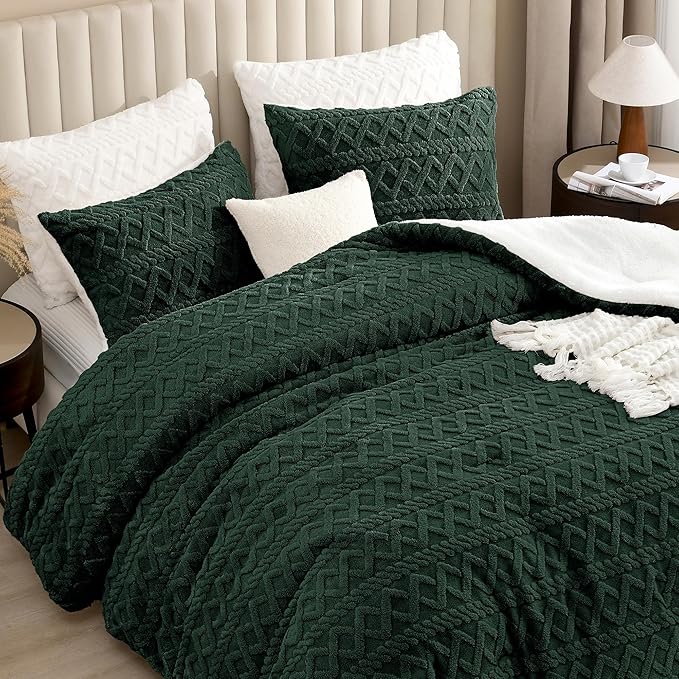Andency Fluffy Sherpa Full Comforter Set Dark Green, Super Soft Emerald Green Fleece Warm Bedding for Winter, Luxury Jacquard Boho Thick Fuzzy Plush Bed Set 3 Pieces(1 Shaggy Comforter, 2 Pillowcases)
