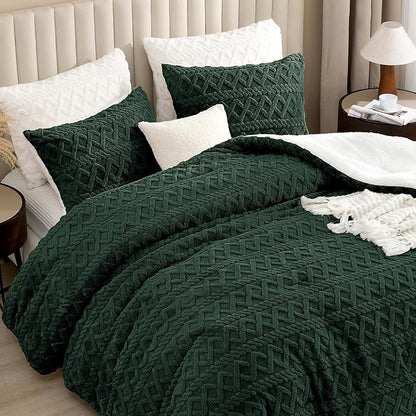 Andency Fluffy Sherpa Full Comforter Set Dark Green, Super Soft Emerald Green Fleece Warm Bedding for Winter, Luxury Jacquard Boho Thick Fuzzy Plush Bed Set 3 Pieces(1 Shaggy Comforter, 2 Pillowcases)