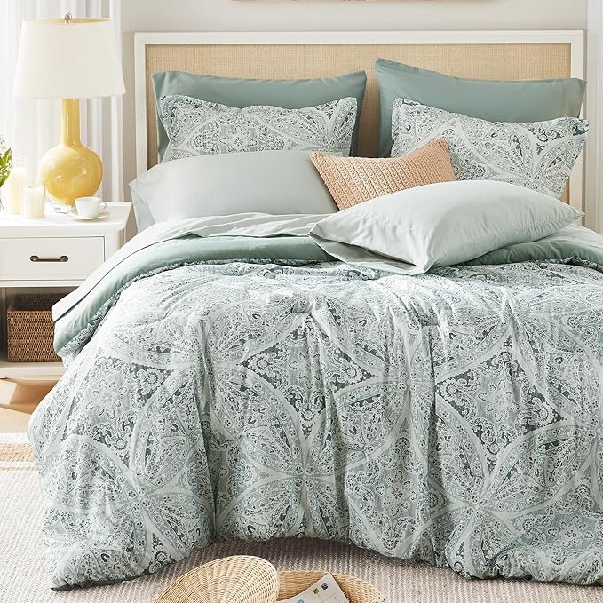 Comfort Spaces Bed in A Bag Comforter Set - Trendy Casual Design Full Comforter with Complete Sheet Set with Side Pocket, All Season Comforter, Shams, Gloria, Full Green 9 Piece