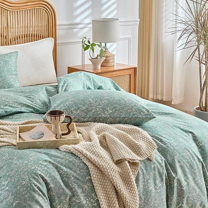 1 King Size Comforter with 2 Pillowcases Breathable Brushed Microfiber Bedding Set for Girls, Boys Botanical Floral Quilted Comforter Set for Home Decor, Sage Green, 104''x90''