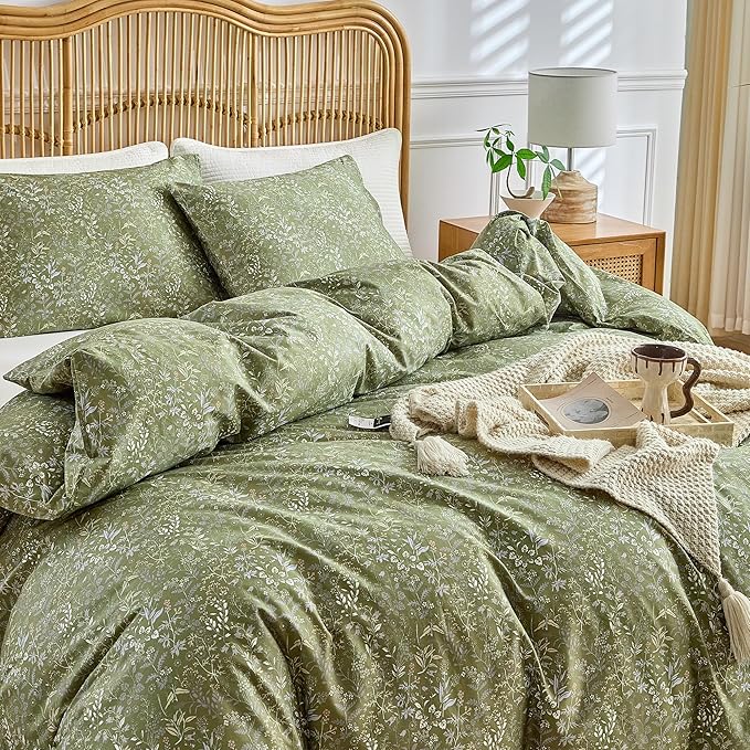 Full Size Bedding Comforter Sets (1 Comforter + 2 Pillowcases) for Bedroom Boho Premium Microfiber 3 Pieces Comforter Set Washable for All Ages, Army Green, 80''x90''