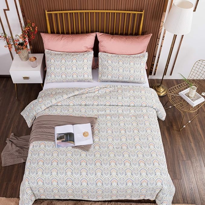 CLOTHKNOW Aztec Boho Queen Comforter Set 3Pcs Ivory Bedding Comforter Sets Geometric Bed Comforter with 2 x Pillow Cases