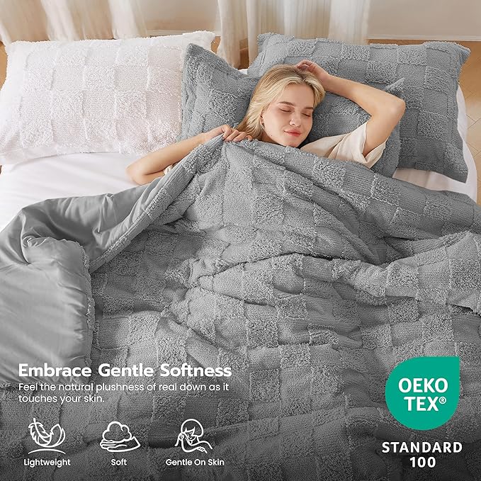 Joiedomi Tufted Queen Comforter Set, 3 Pieces Grey Boho Queen Bedding Set with 1 Plaid Geometric Comforter and 2 Pillow Shams, Checkered Bed in a Bag for All Seasons