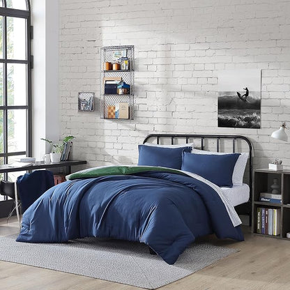 Nautica - Full Bonus Bed Set, Reversible & Ultra-Soft Brushed Comforter with Lightweight Feel, 7 Piece Bedding with Matching Bed Sheets, Pillowcases, & Tote Bag (Captain's Blue/Green)