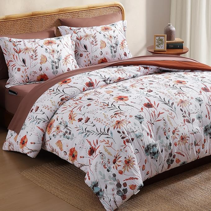 CASAAGUSTO Queen Comforter Set, 7 PCS White Floral Comforter Set with Terracotta Flowers Leaves Pattern, Soft Seersucker Design All Season Queen Bedding Set(90"X90")