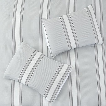 Modern Threads 5-Piece Jacquard Comforter Set, Kira Queen in Light Blue – Elegant Comforter, 2 Pillow Shams, and 2 Decorative Pillows