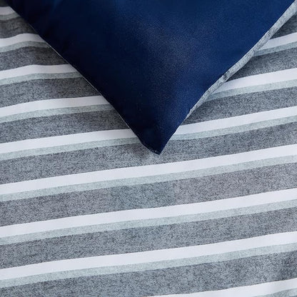 Nautica - Twin/Twin XL Comforter Set, Soft Brushed Bedding with a Relaxed Feel for Year-Round Use, 2 Piece Bed Set with Matching Pillowcase (Heathered Block Grey)