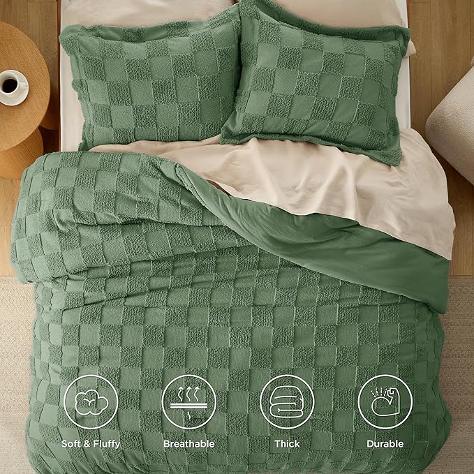 Bedsure King Size Comforter Set Green, Boho Tufted Bed Set, Checkered Farmhouse Shabby Chic Bedding, 3 Pieces, 1 Plaid Geometric Comforter and 2 Pillow Shams