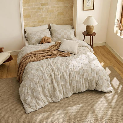Bedsure King Size Comforter Set Beige, Boho Tufted Bed Set, Checkered Farmhouse Shabby Chic Bedding, 3 Pieces, 1 Plaid Geometric Comforter and 2 Pillow Shams
