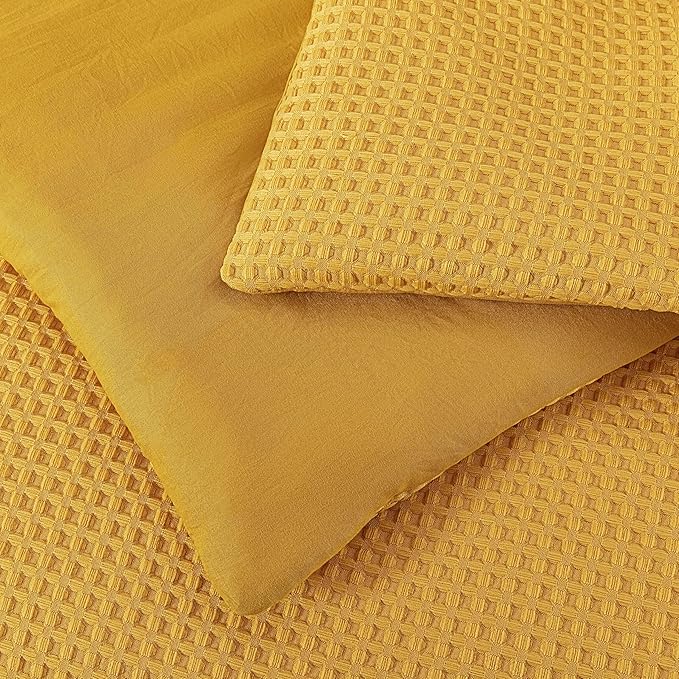 Chezmoi Collection Wilmer 3-Piece Oversized King Comforter Set, Gold, Soft and Cozy Lightweight Waffle Weave Comforter Bedding for All Season