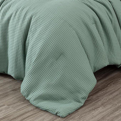 Chezmoi Collection Wilmer 3-Piece Oversized King Comforter Set, Sage Green, Soft and Cozy Lightweight Waffle Weave Comforter Bedding for All Season