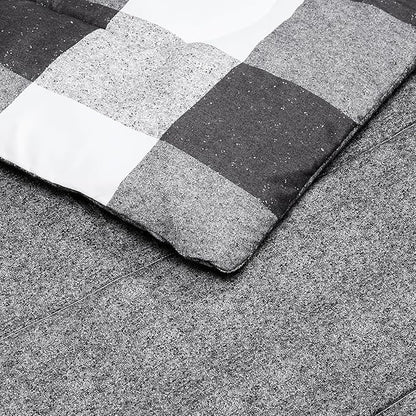 Amazon Basics Lightweight Microfiber Comforter Set, 2-Piece, Twin/Twin XL, Black/White Checkerboard