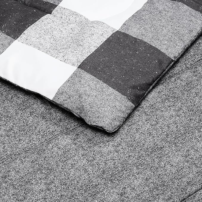 Amazon Basics Lightweight Microfiber Comforter Set, 3-Piece, Black/White Checkerboard, Full/Queen