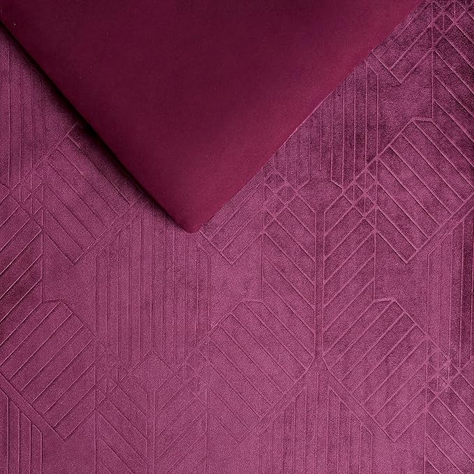 Nine West Maya 3 Piece Embossed Velvet Comforter Set, Luxurious All Season Bedding Including One Comforter and Two Pillow Shams, Queen, Maroon